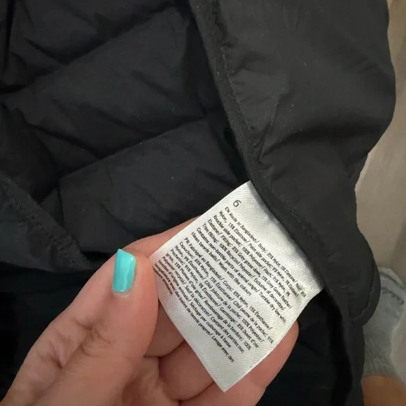 Lululemon pack it down long jacket size 6 - Picture 6 of 7